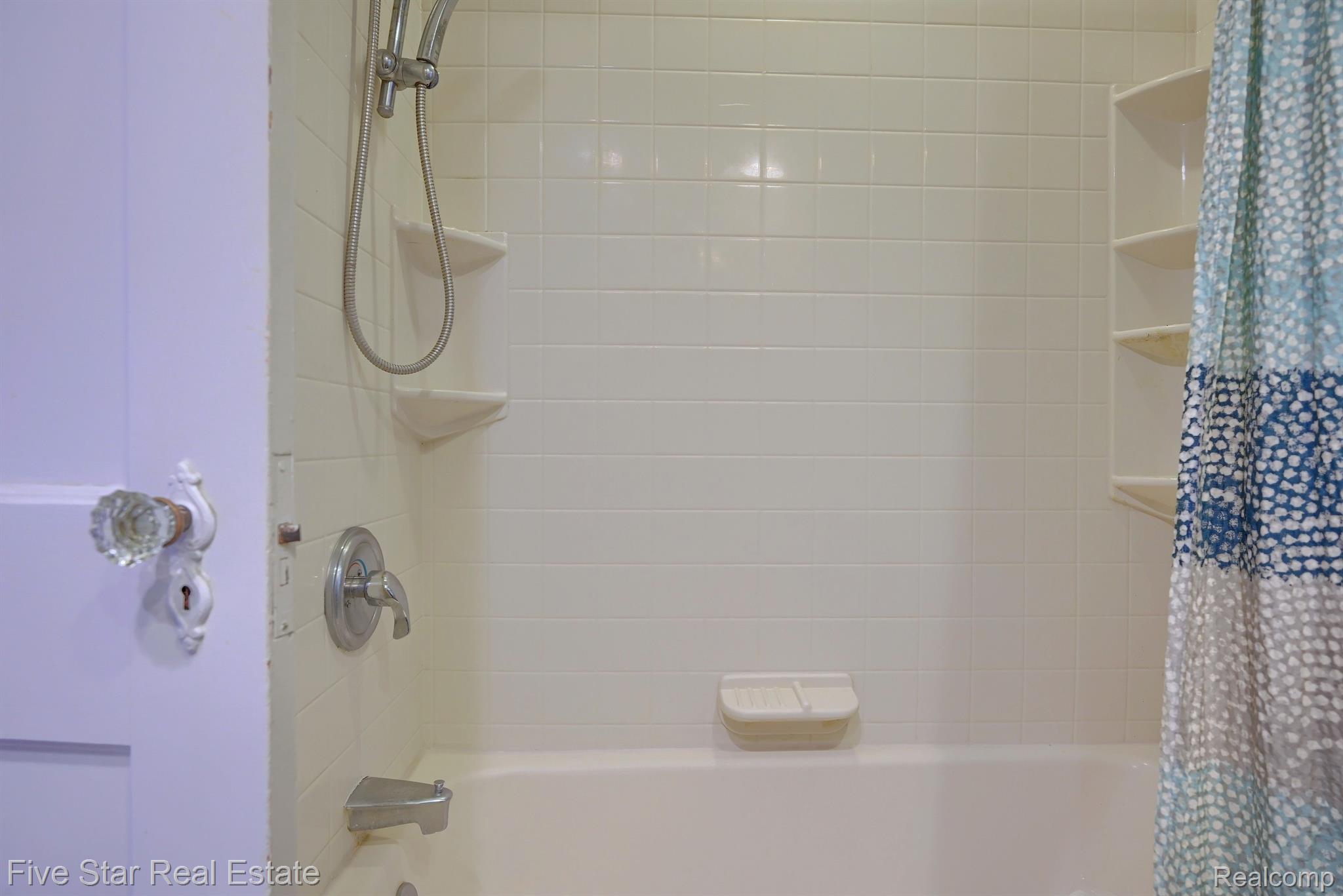 3269 Wakefield Road Berkley, MI 48072 - Photo 21 of 24 Gallery Image 21