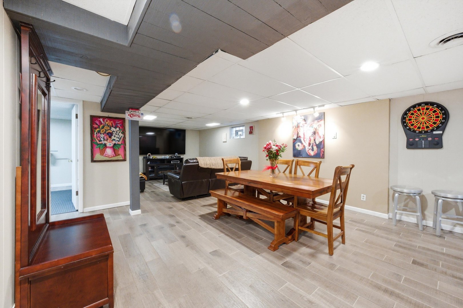6524 Ridge Drive Chicago Ridge, IL 60415 - Photo 13 of 27 Gallery Image 13