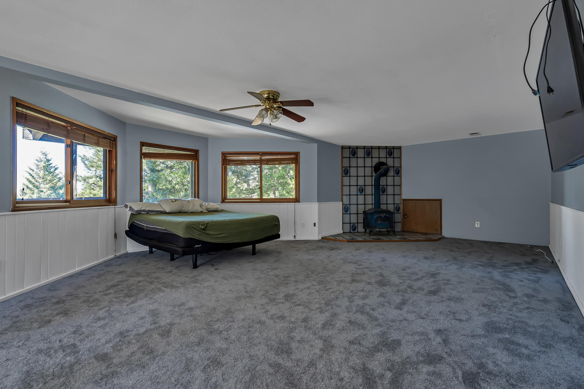 15368 Star Flower Road Oak Run, CA 96069 - Photo 56 of 63 a living room with furniture and a window