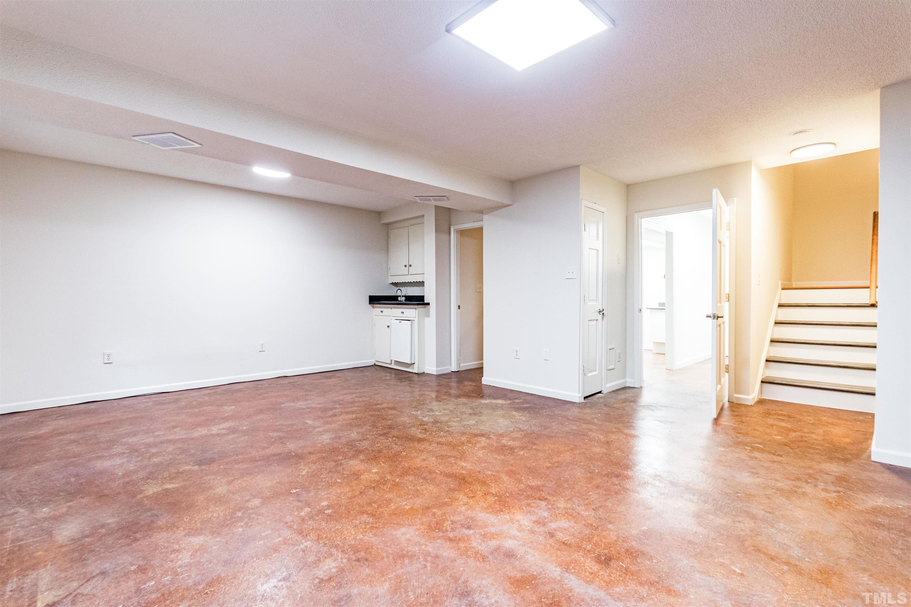 2828 Wycliff Road Raleigh, NC 27607 - Photo 23 of 30