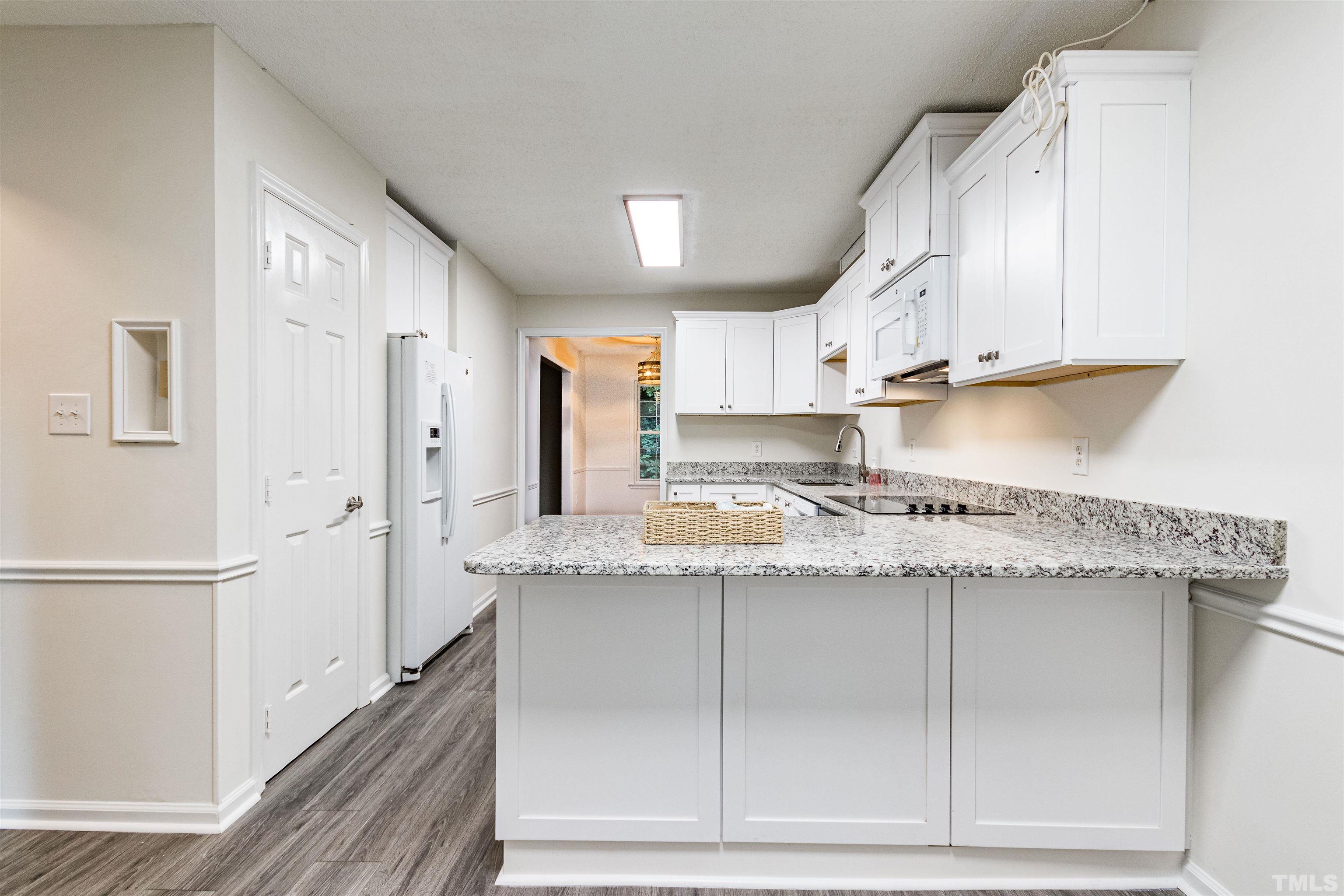 2828 Wycliff Road Raleigh, NC 27607 - Photo 5 of 30