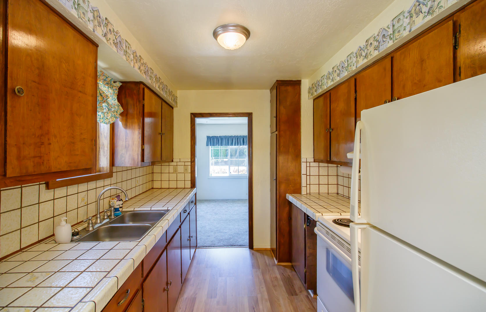 5161 Gebhard Road Central Point, OR 97502 - Photo 8 of 27 8
