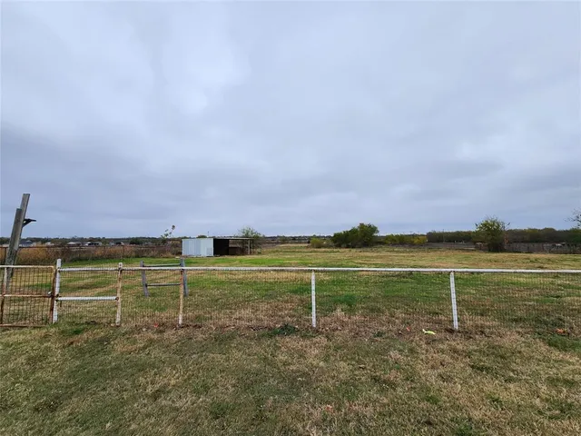 $3,200 | 511 East Cook Street, Unit 1, Josephine, TX 75173