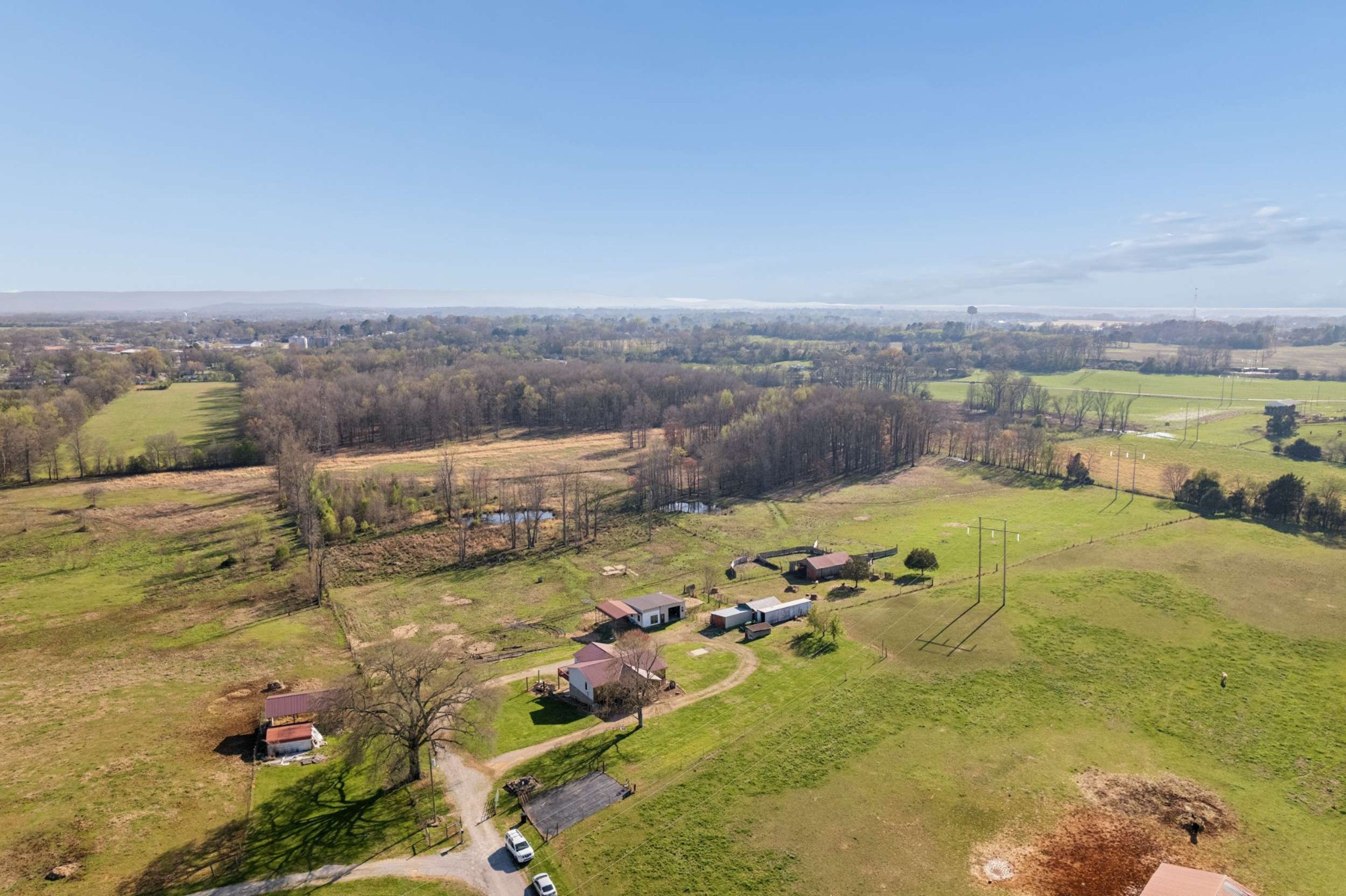 324 Laster-Holman Lane Decherd, TN 37324 - Photo 51 of 60 an aerial view of a house with a yard