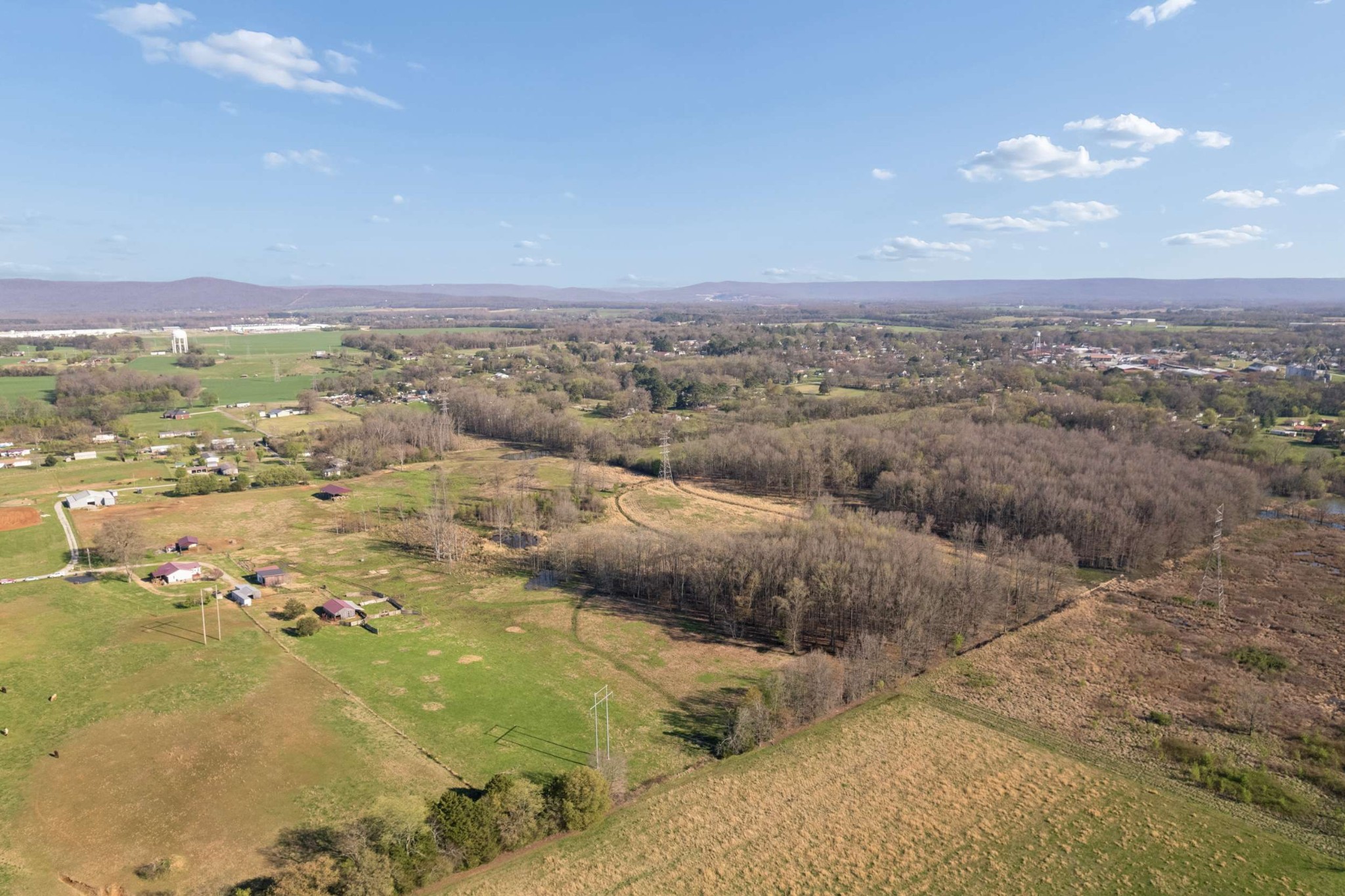 324 Laster-Holman Lane Decherd, TN 37324 - Photo 53 of 60 a view of city and ocean
