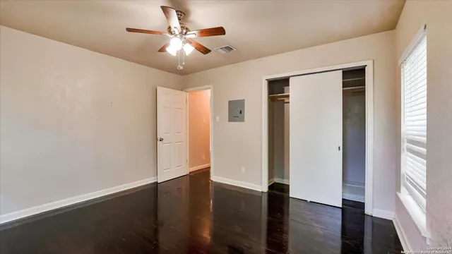 $2,150 | 156 Rilla Vista Drive, San Antonio, TX 78216