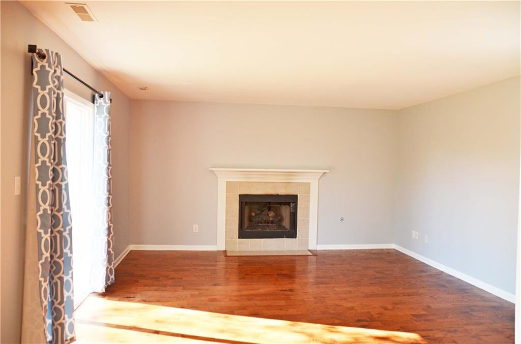 5349 Rippling Brook Way Carmel, IN 46033 - Photo 5 of 18 Gallery Image 5