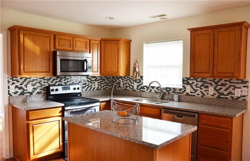5349 Rippling Brook Way Carmel, IN 46033 - Photo 6 of 18 Gallery Image 6