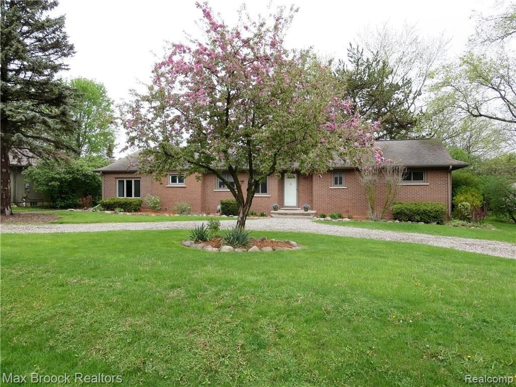 3625 Hazelton Avenue Rochester, MI 48307 - Photo 1 of 35