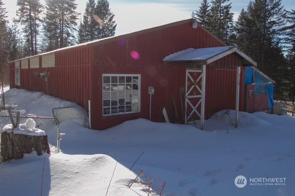 1144 State Rte 20 Colville, WA 99114 - Photo 29 of 38 a view of a house with a yard