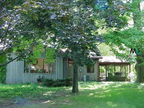 1710 Christian Rochester, MI 48309 - Photo 2 of 9 771474-1.JPG