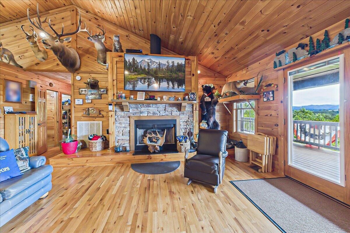 810 Belltown Road Tellico Plains, TN 37385 - Photo 16 of 53