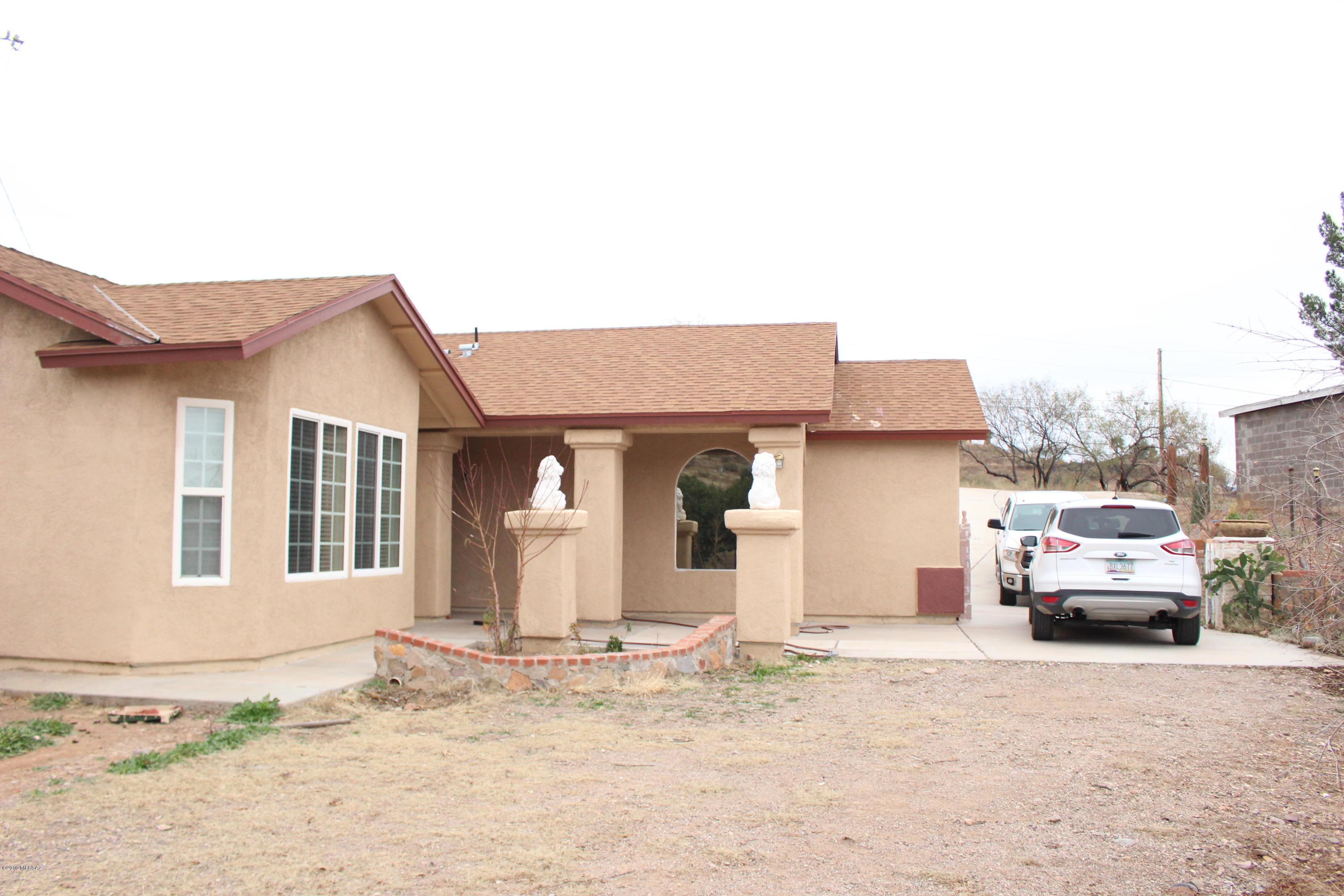 1239 Circulo Aguilar Rio Rico, AZ 85648 - Photo 18 of 27 Gallery Image 18