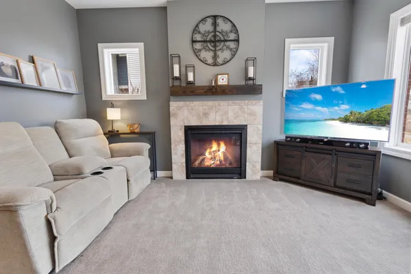 $324,900 | 128 Morgan Ln Circle Pines, Circle Pines, MN 55014