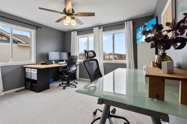 $324,900 | 128 Morgan Ln Circle Pines, Circle Pines, MN 55014