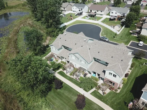 $324,900 | 128 Morgan Ln Circle Pines, Circle Pines, MN 55014