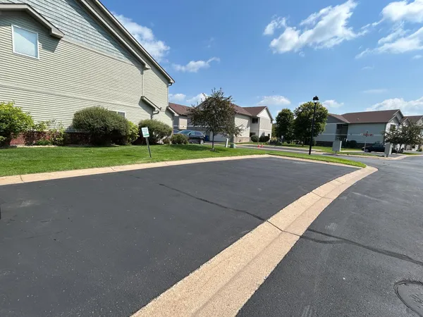 $324,900 | 128 Morgan Ln Circle Pines, Circle Pines, MN 55014