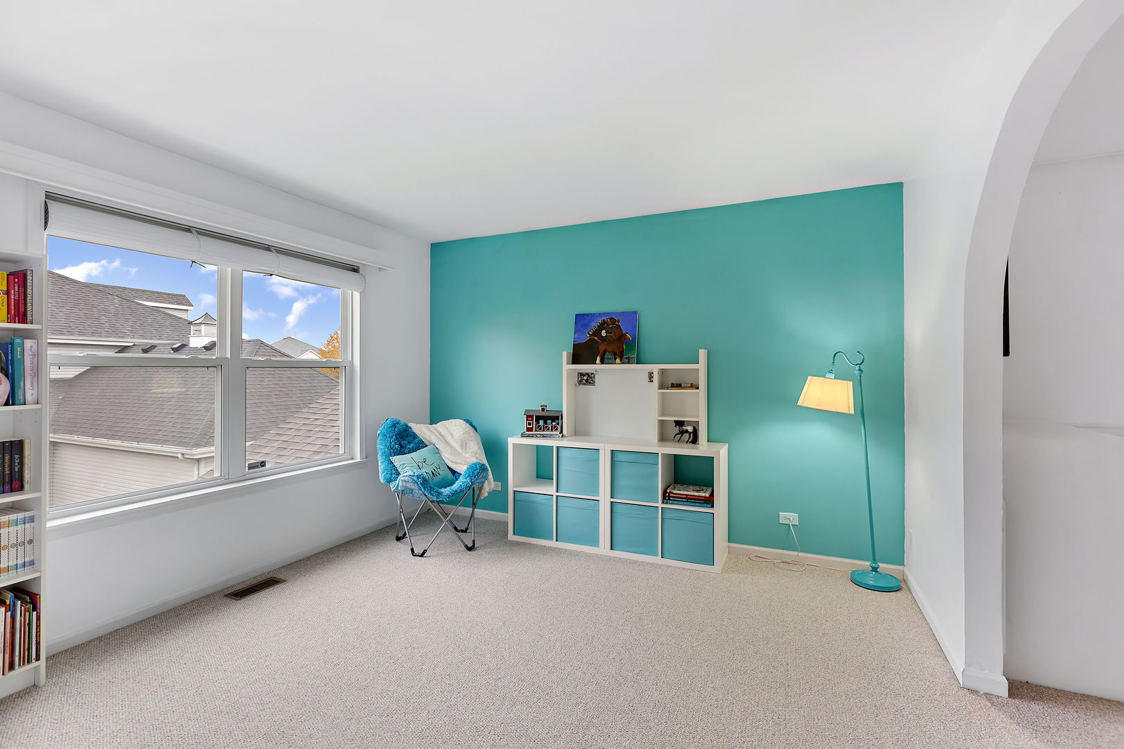 1591 Southgate Road Bartlett, IL 60103 - Photo 23 of 42 a room with furniture and a window