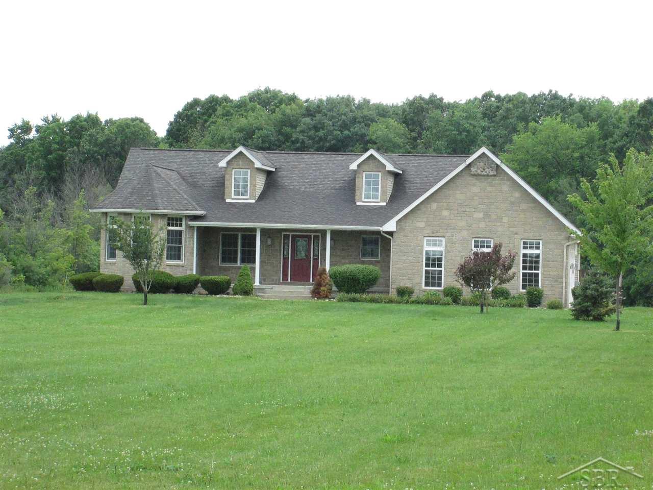 10539 Rogers Road Freeland, MI 48623 - Photo 1 of 27
