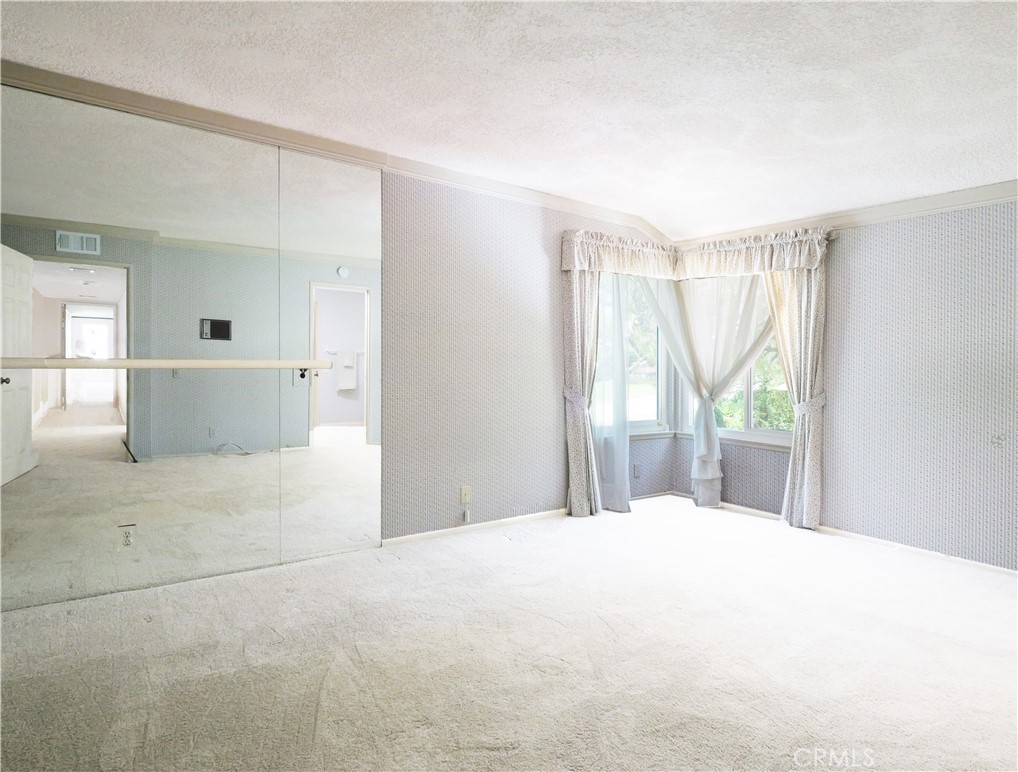 5465 Valley View Road Rancho Palos Verdes, CA 90275 - Photo 25 of 44 Bedroom - Upstairs