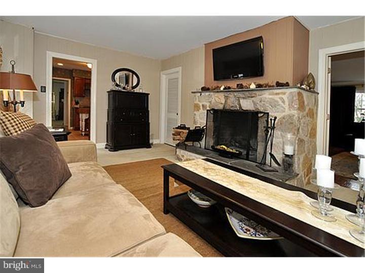 1267 Heather Road Ambler, PA 19002 - Photo 7 of 24 Family Room