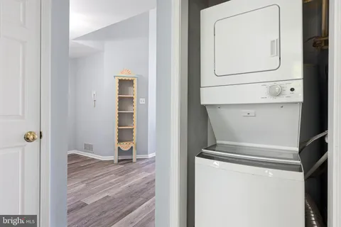 $259,900 | 4811 Birch Circle, Unit 144, Wilmington, DE 19808