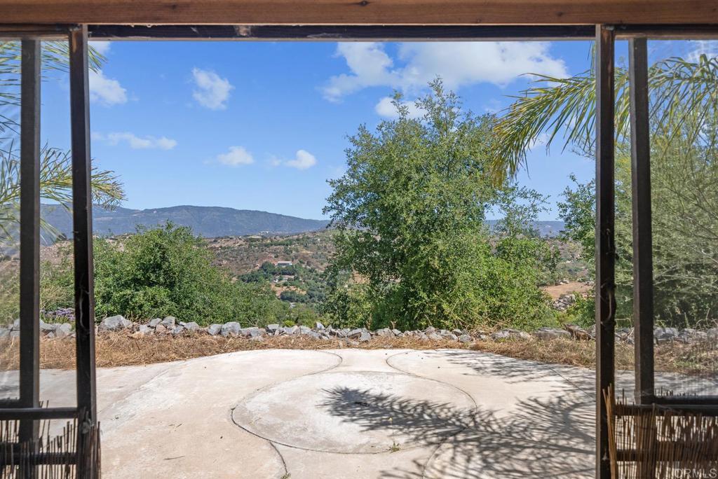 2620 Mar Vinga Lane Fallbrook, CA 92028 - Photo 10 of 71