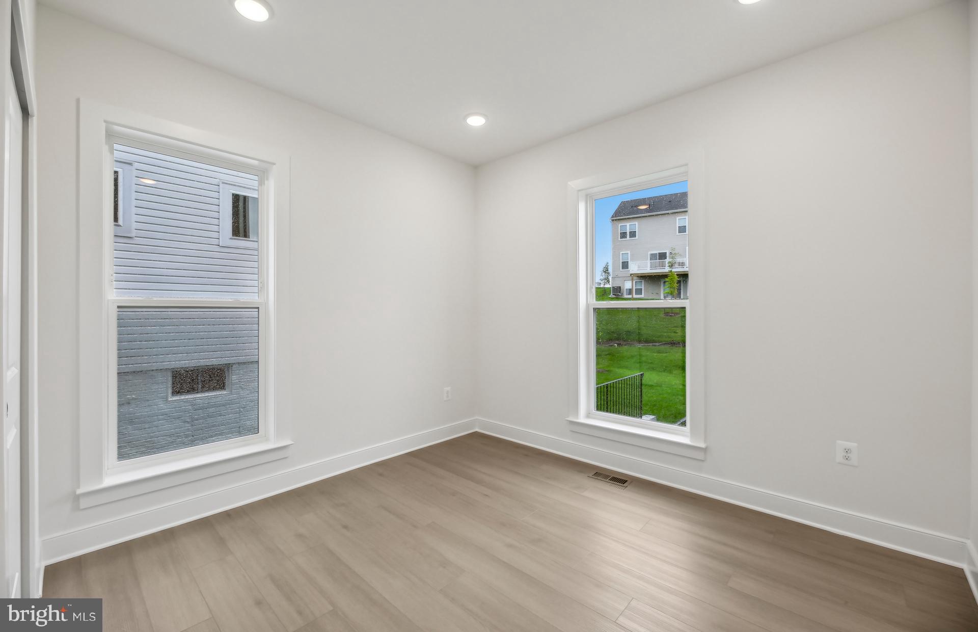 22504 Sculpin Brook Road Boyds, MD 20841 - Photo 26 of 46 Secondary Bedroom