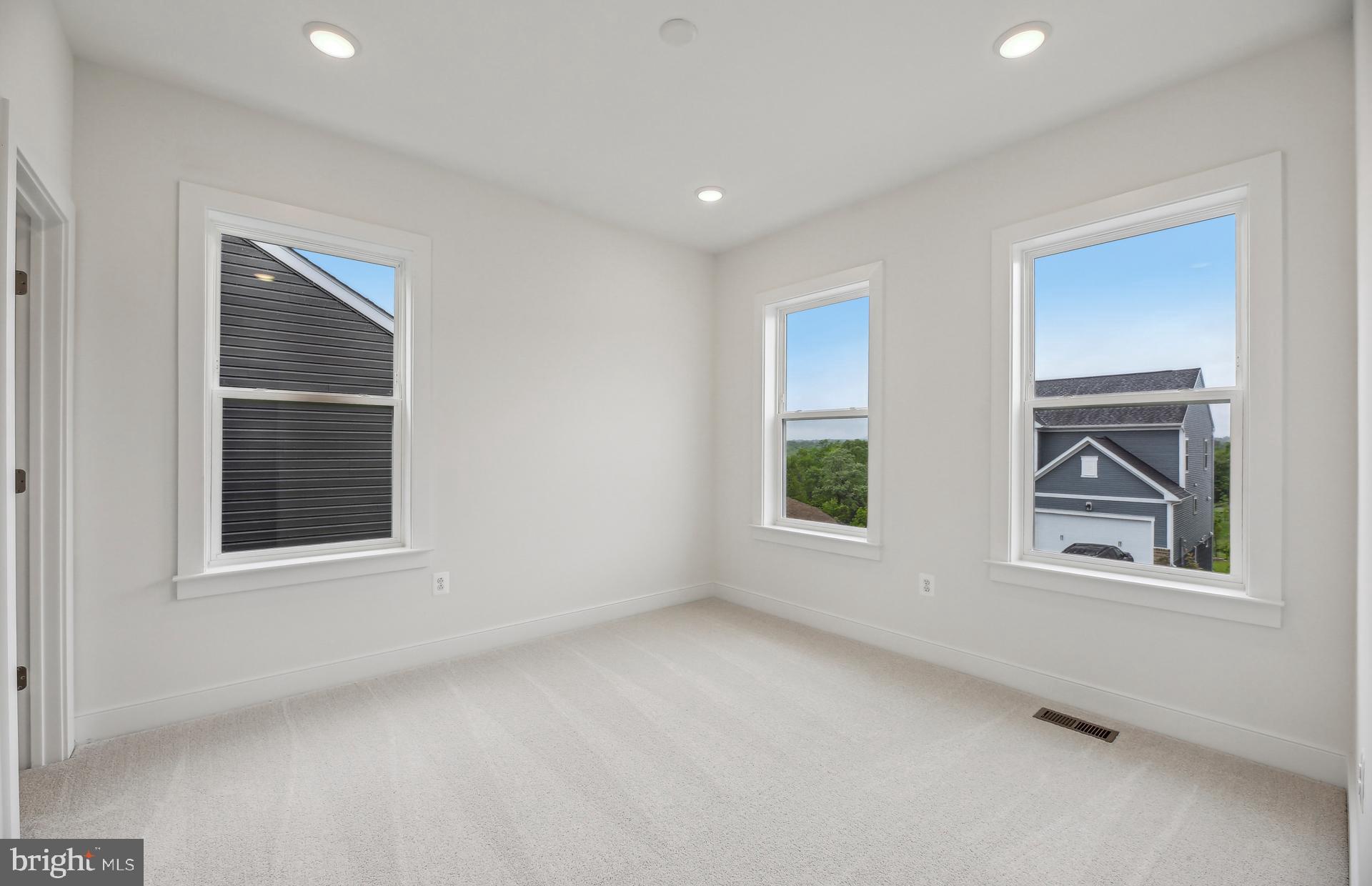 22504 Sculpin Brook Road Boyds, MD 20841 - Photo 32 of 46 Secondary Bedroom