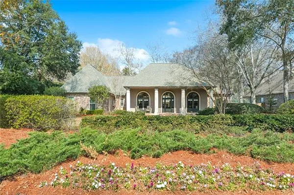 $625,000 | 427 Autumnwood Road, Slidell, LA 70458