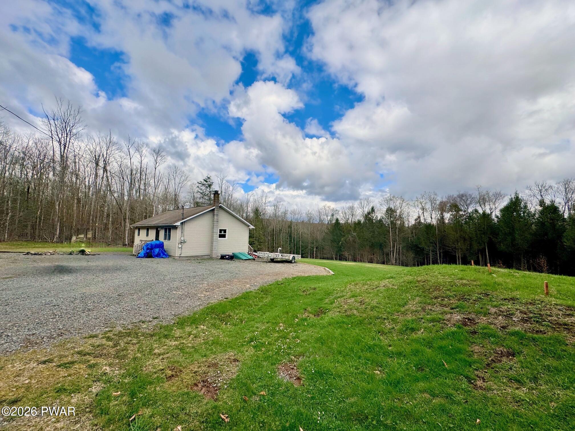 143 Robbs Road Damascus, PA 18415 - Photo 3 of 31