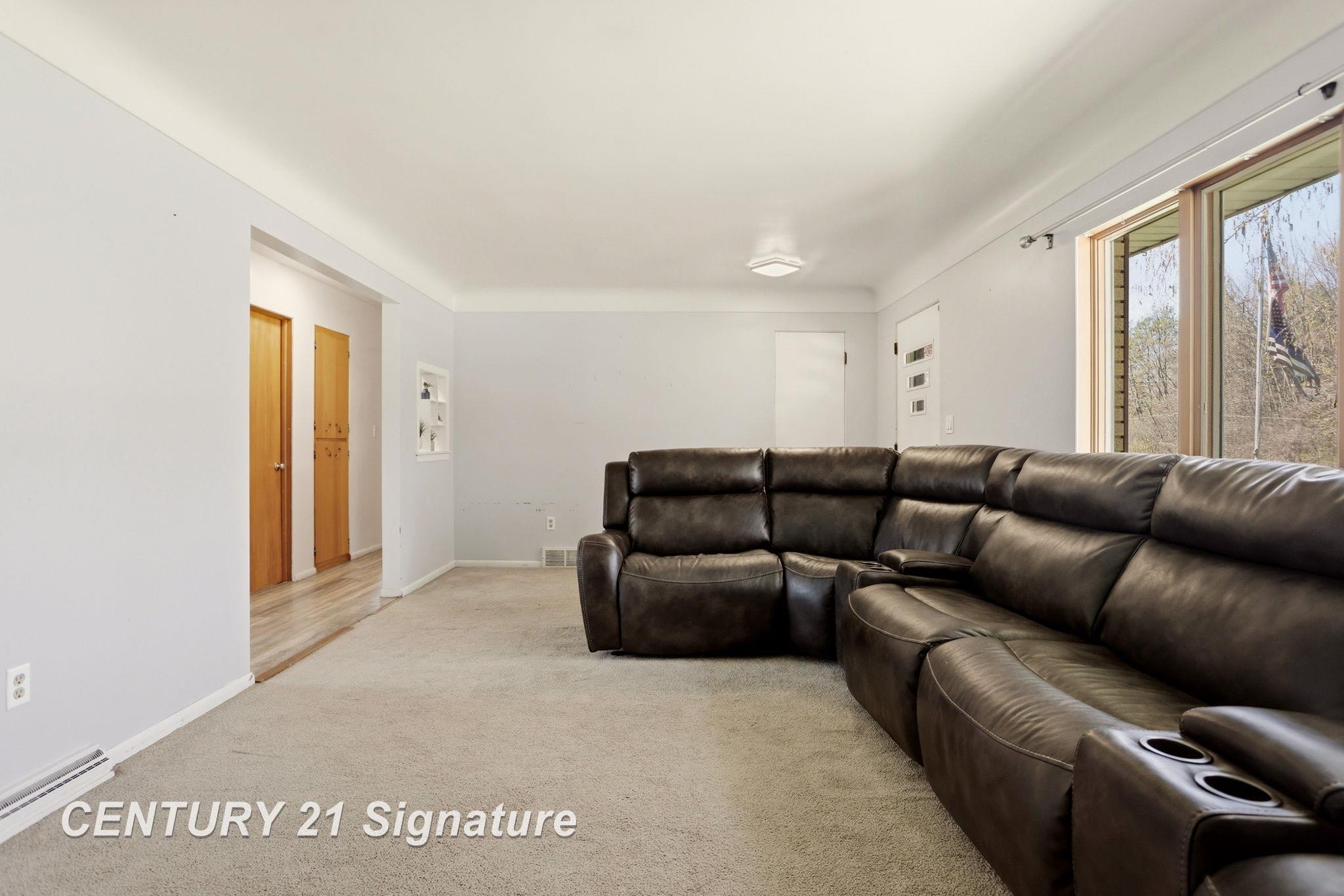 6801 Trinklein Road Saginaw, MI 48609 - Photo 9 of 44