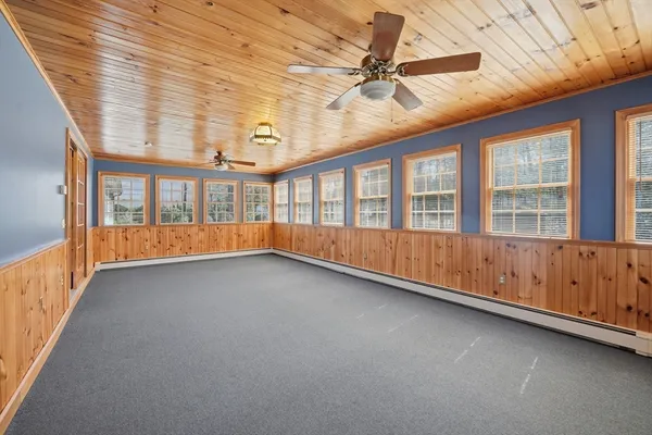 $499,900 | 11 Laurel Drive, Easthampton, MA 01027