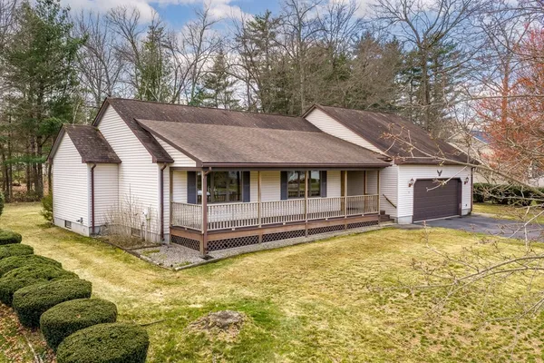 $499,900 | 11 Laurel Drive, Easthampton, MA 01027