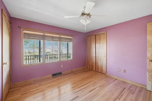 $499,900 | 11 Laurel Drive, Easthampton, MA 01027