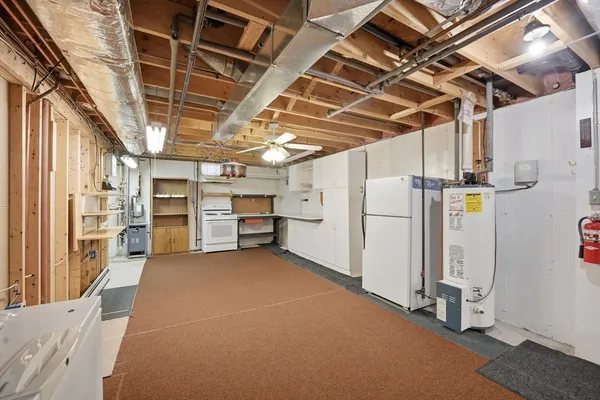 $499,900 | 11 Laurel Drive, Easthampton, MA 01027