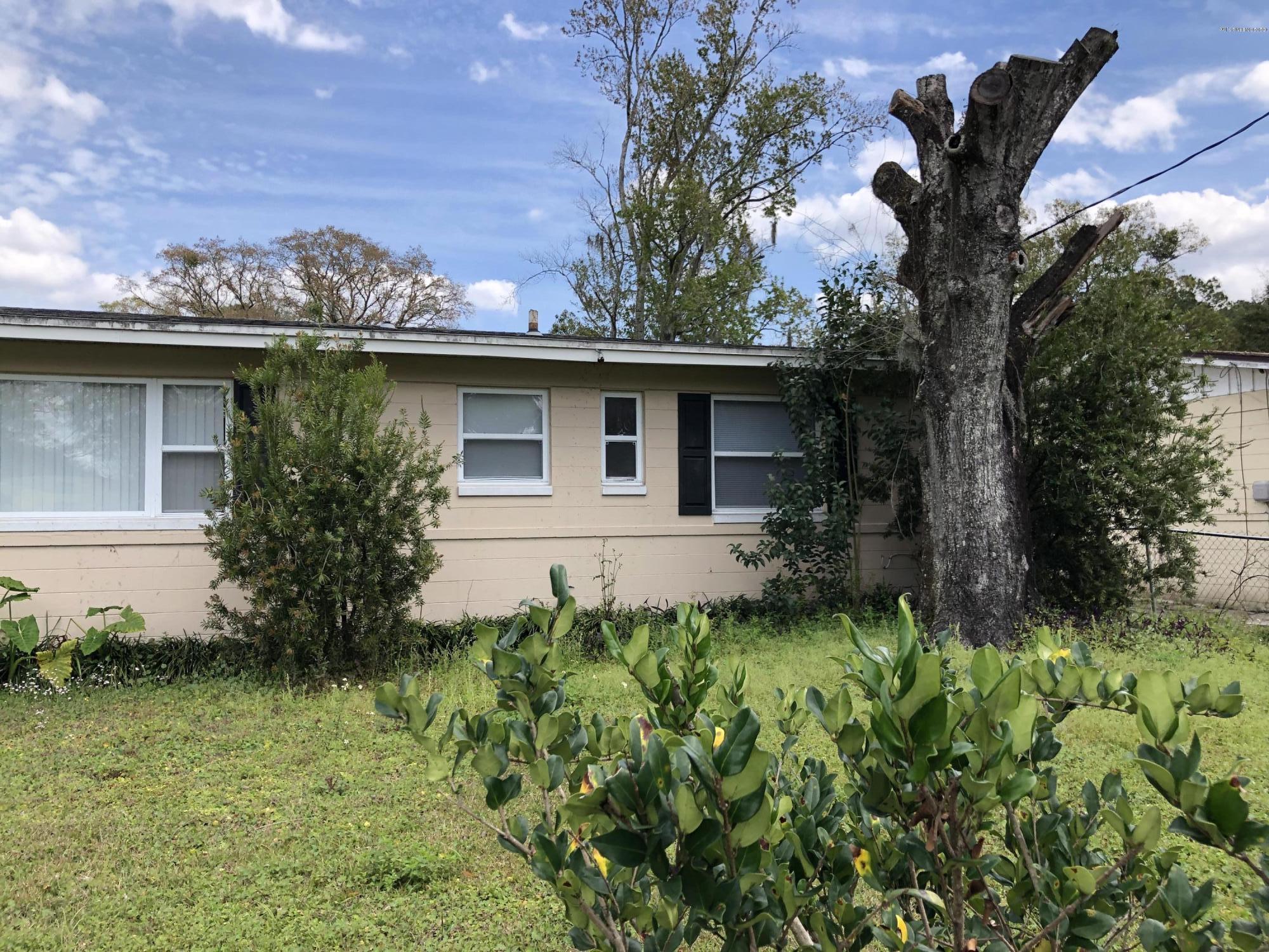 5029 Jammes Road Jacksonville, FL 32210 - Photo 4 of 20 Front
