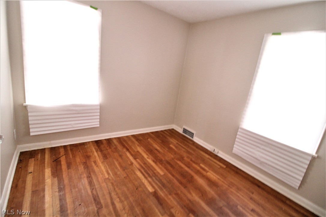 3643 Randolph Road Cleveland, OH 44121 - Photo 9 of 27