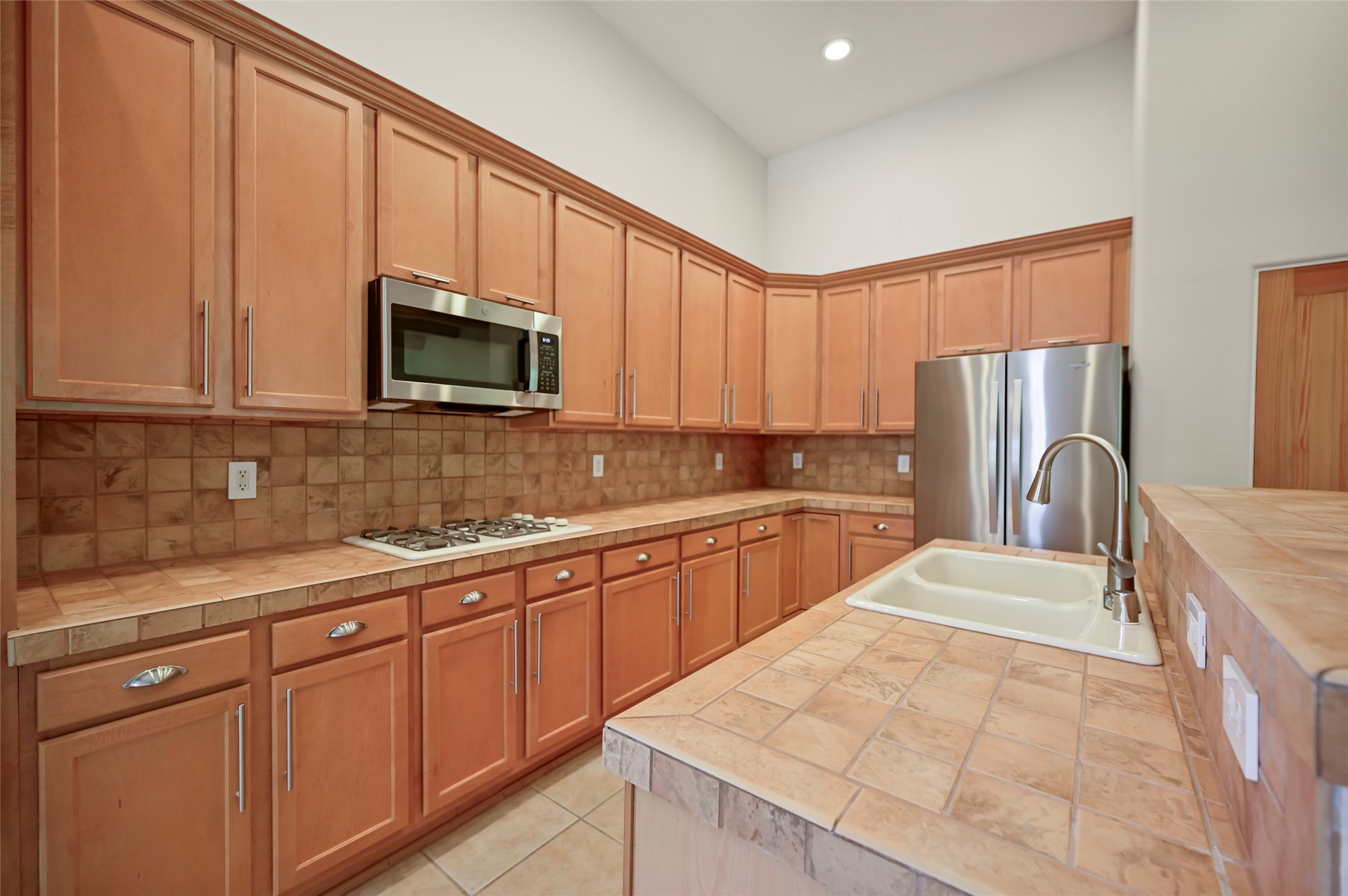 92 Canada Del Rancho Santa Fe, NM 87508 - Photo 16 of 52