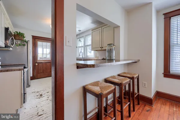 $299,900 | 277 Sprecher Road, Lancaster, PA 17603