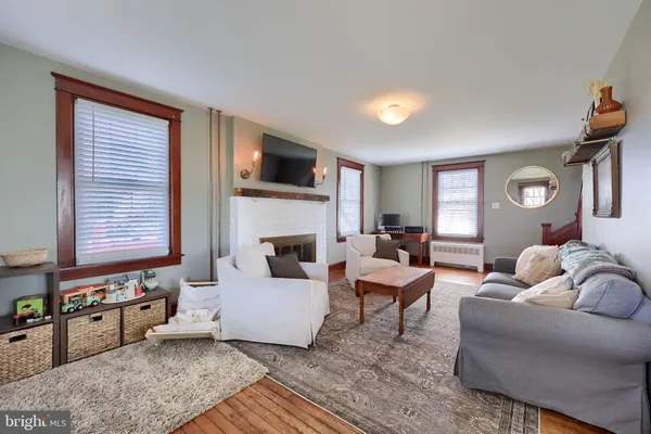 $299,900 | 277 Sprecher Road, Lancaster, PA 17603