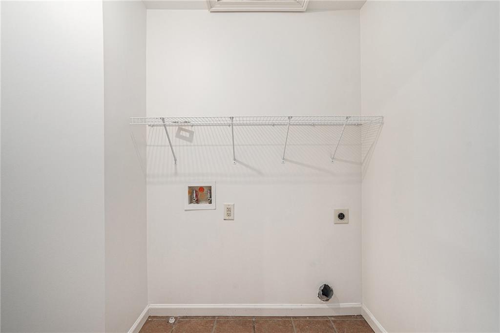 3301 Chastain Ridge Drive Marietta, GA 30066 - Photo 28 of 50 a view of bathroom