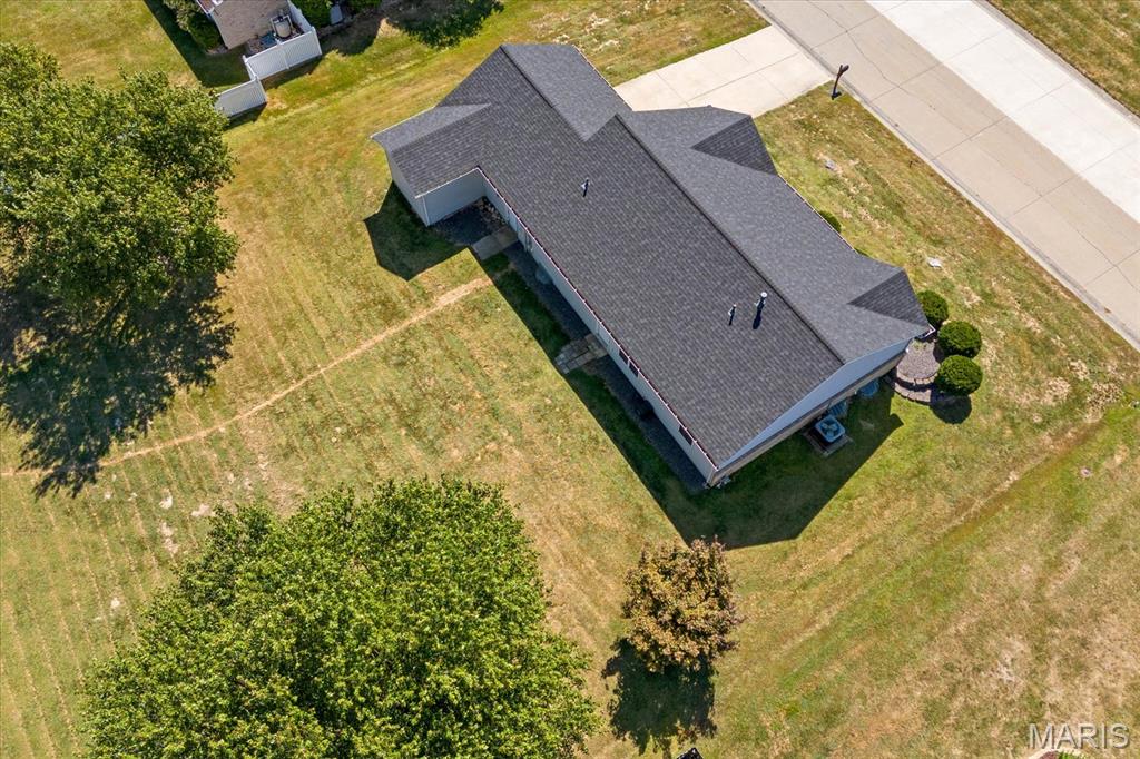 409 Hartmann Lane Waterloo, IL 62298 - Photo 12 of 36