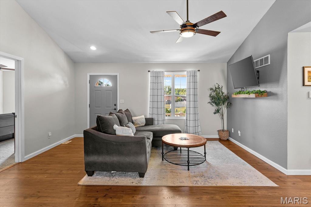 409 Hartmann Lane Waterloo, IL 62298 - Photo 16 of 36