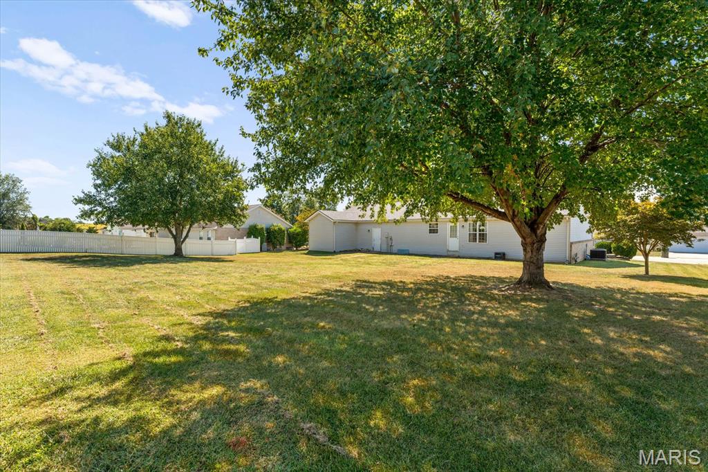 409 Hartmann Lane Waterloo, IL 62298 - Photo 6 of 36