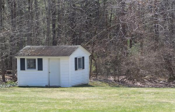 29 Putnam Road Sturbridge, MA 01566 - Photo 13 of 19 a view of a house with a big yard