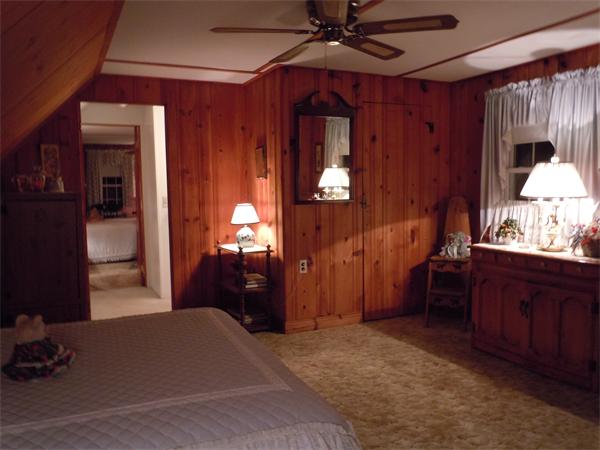 29 Putnam Road Sturbridge, MA 01566 - Photo 10 of 19 a bedroom with a bed and a closet