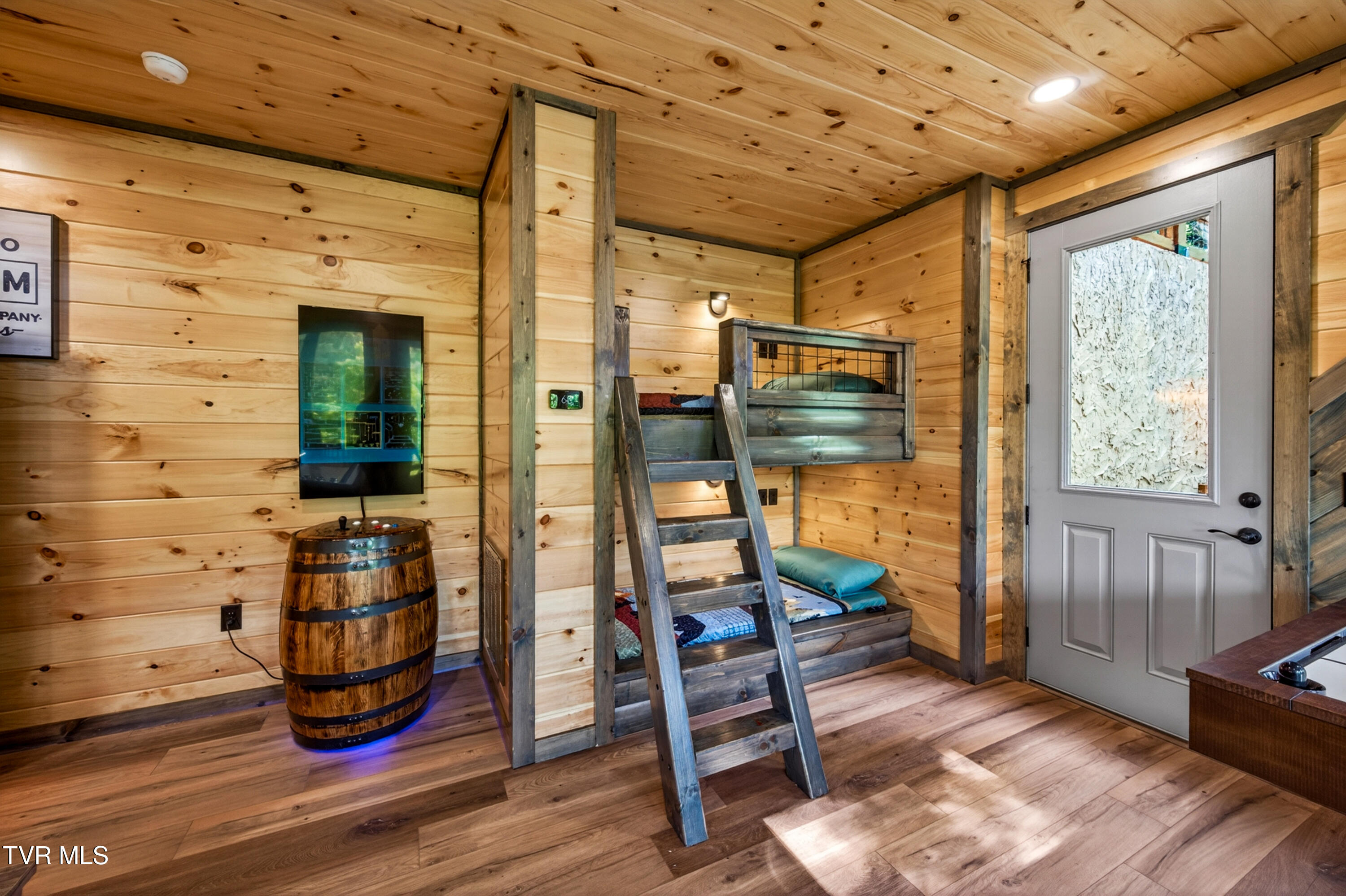 756 Ski View Lane Sevierville, TN 37876 - Photo 24 of 48 DSC_8042
