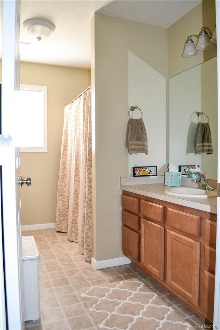 5401 Mack Road Howell, MI 48855 - Photo 21 of 37 Mack 008.jpg