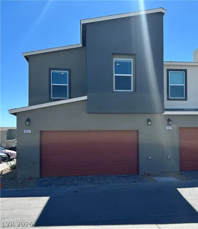$2,045 | 4921 Hunter Mesa Avenue, Las Vegas, NV 89139